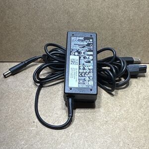 Dell 65W AC Power Adapter Charger LA65NS2-01 19.5V 3.34A Black